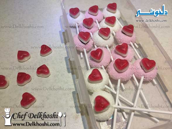 Valentine-Lolipops-with-red-candy-yummy-hearts-14