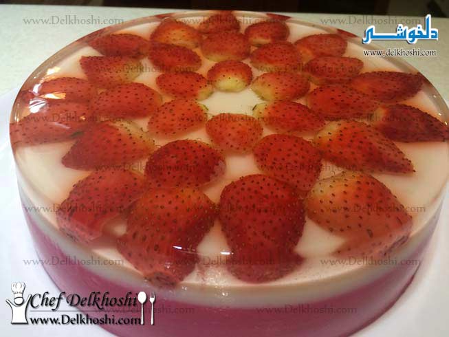 Strawberry-panna-cotta-Dessert